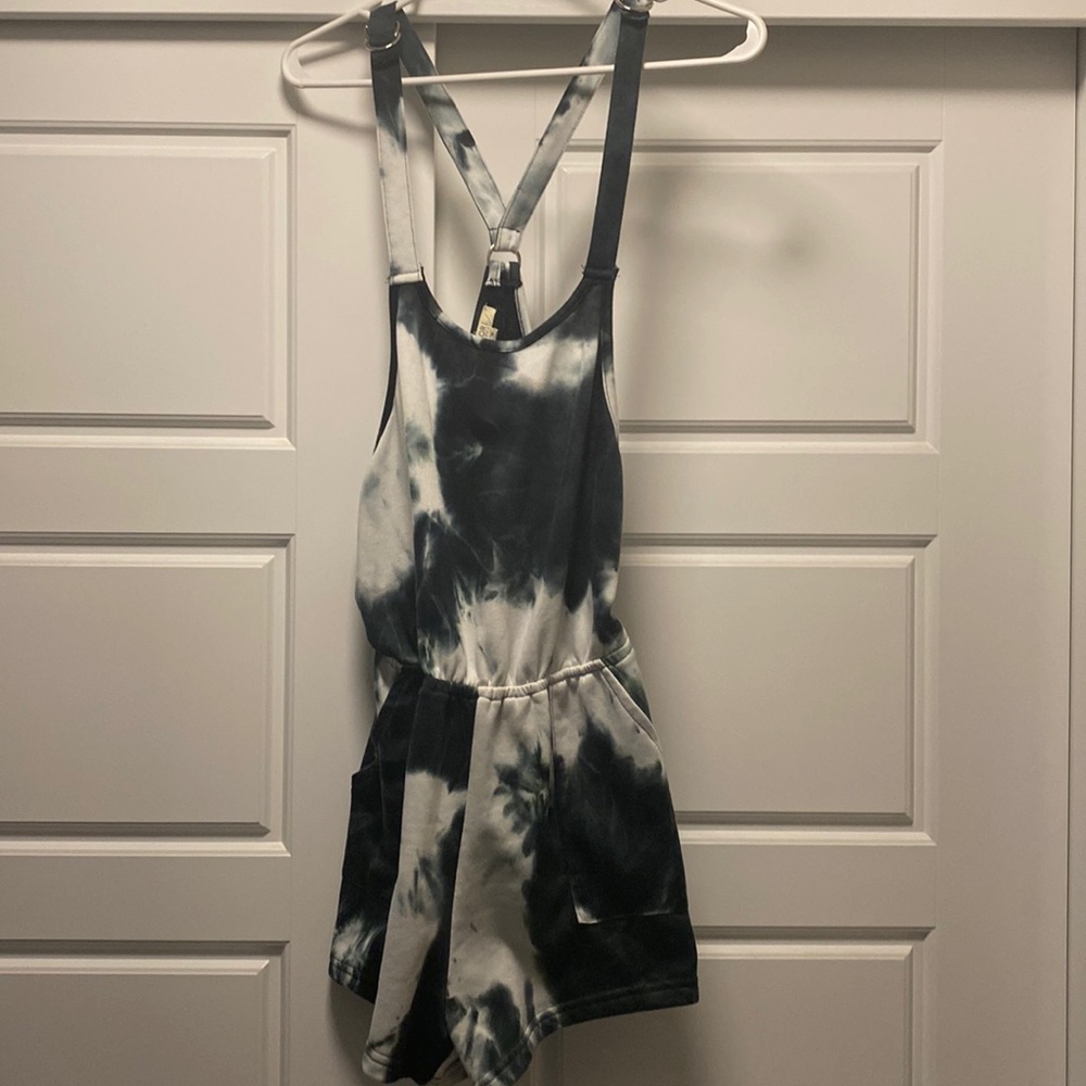 Tie dye shorts romper… never worn!